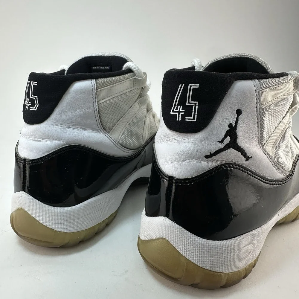 Size 10 - Jordan 11 Retro High Concord
